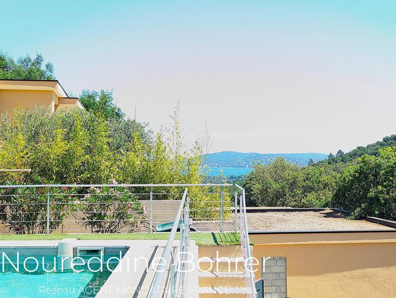 Villa - 260 m² - 7 pièces