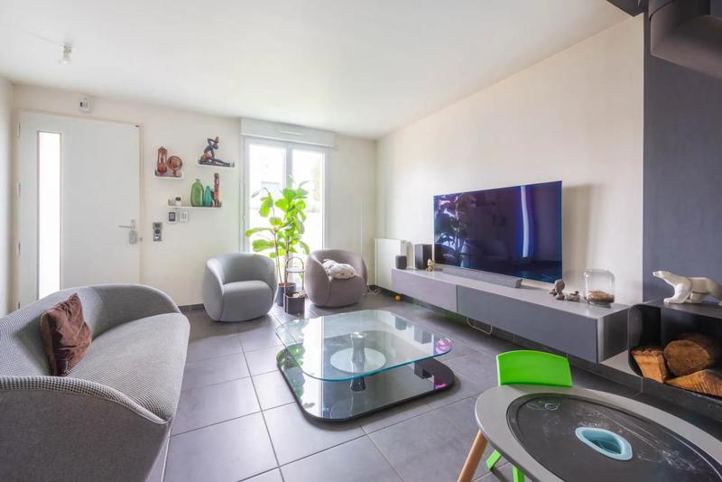 Maison - 86 m² - 6 pièces