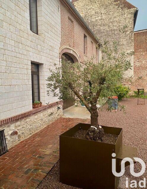 Maison - 300 m² - 10 pièces