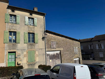 Maison - 200 m² - 8 pièces