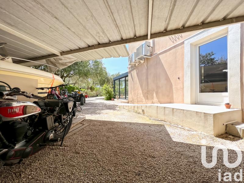 Maison - 211 m² - 9 pièces