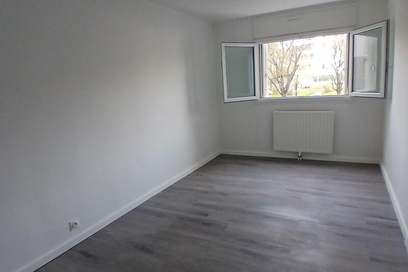 Appartement - 93 m² - 5 pièces