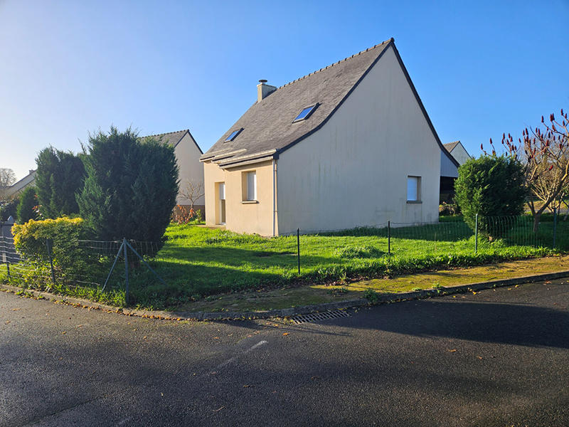 Maison - 93 m² - 5 pièces