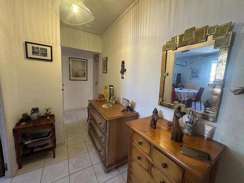 Appartement - 99 m² - 4 pièces