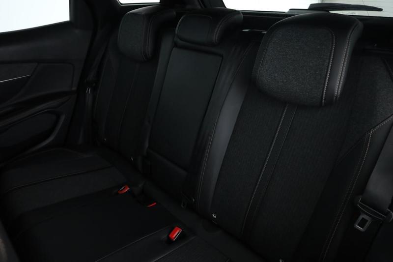 Peugeot 3008 2.0 Blue-HDi Gt Line 150 ch