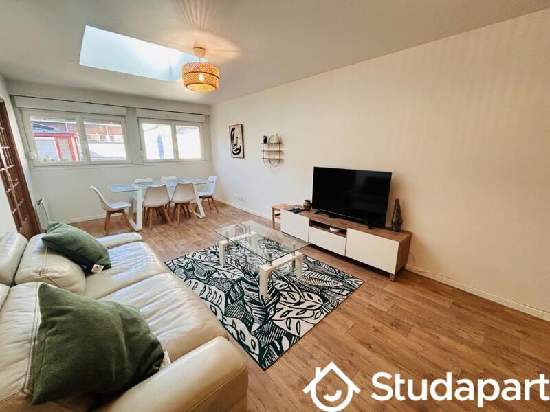 Appartement - 90 m² - 4 pièces