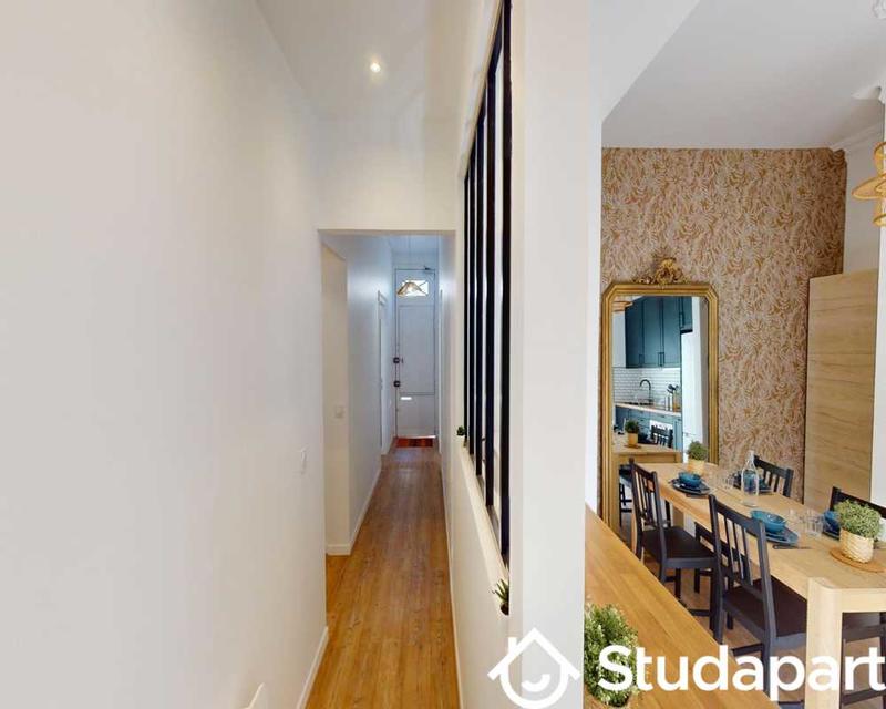 Chambre - 80 m² - 1 pièce