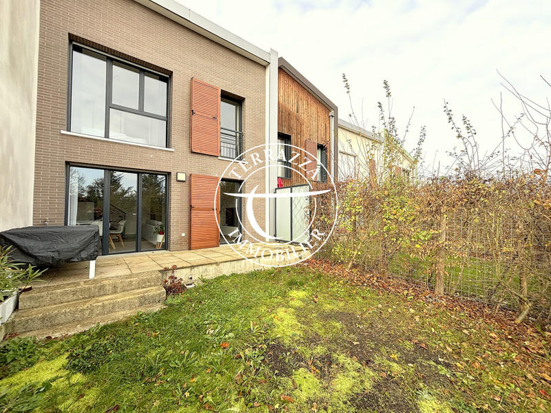 Duplex - 96 m² - 5 pièces