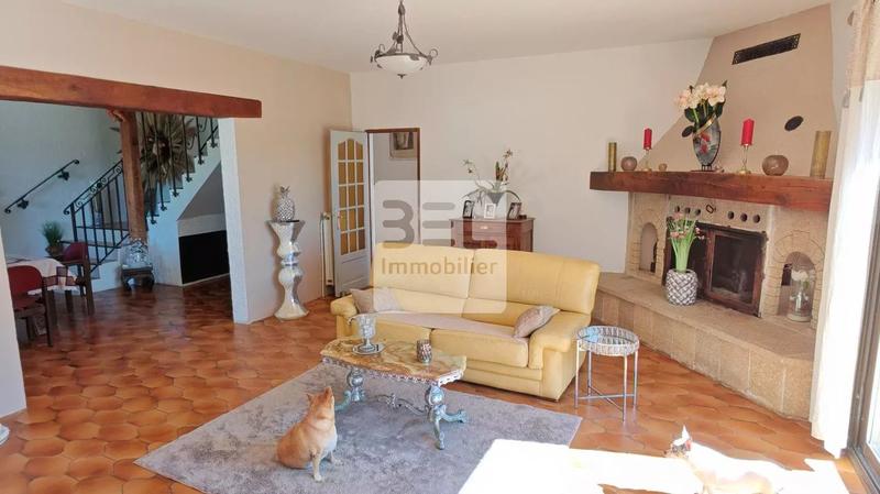 Mas - 210 m² - 7 pièces