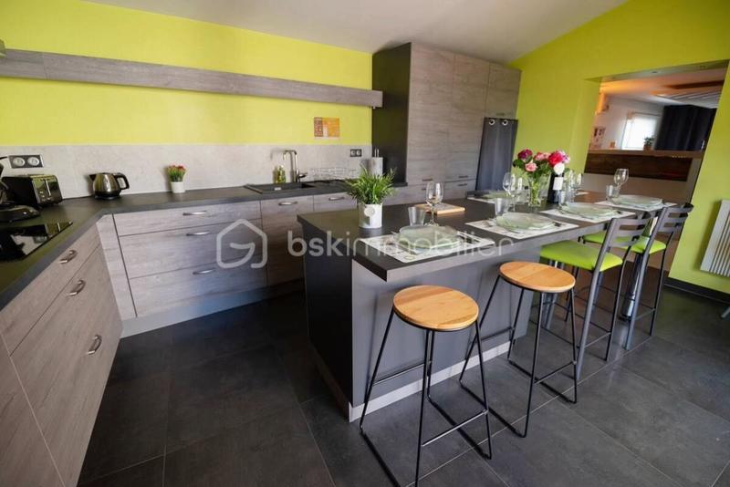 Maison - 148 m² - 7 pièces