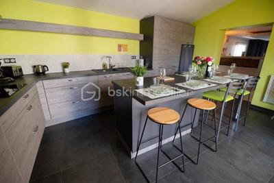 Maison - 148 m² - 7 pièces