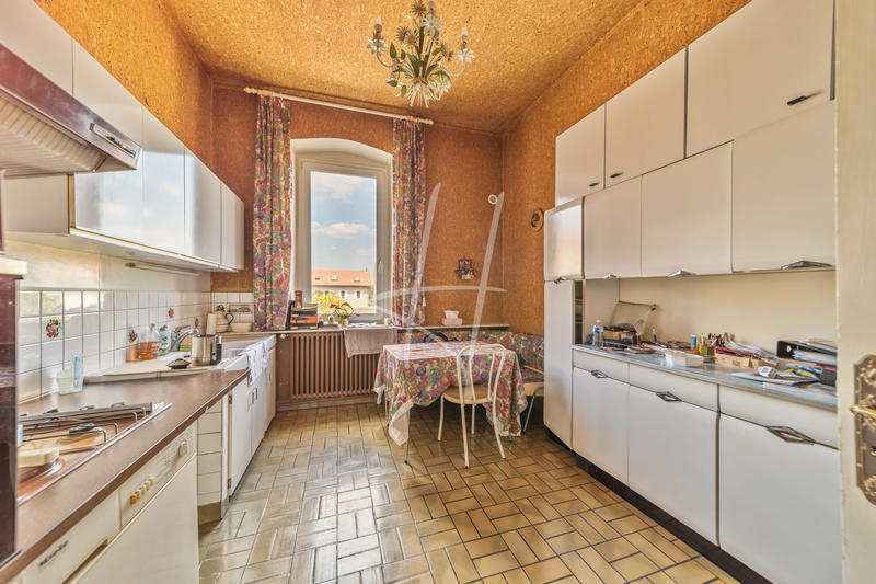 Appartement - 160 m² - 5 pièces