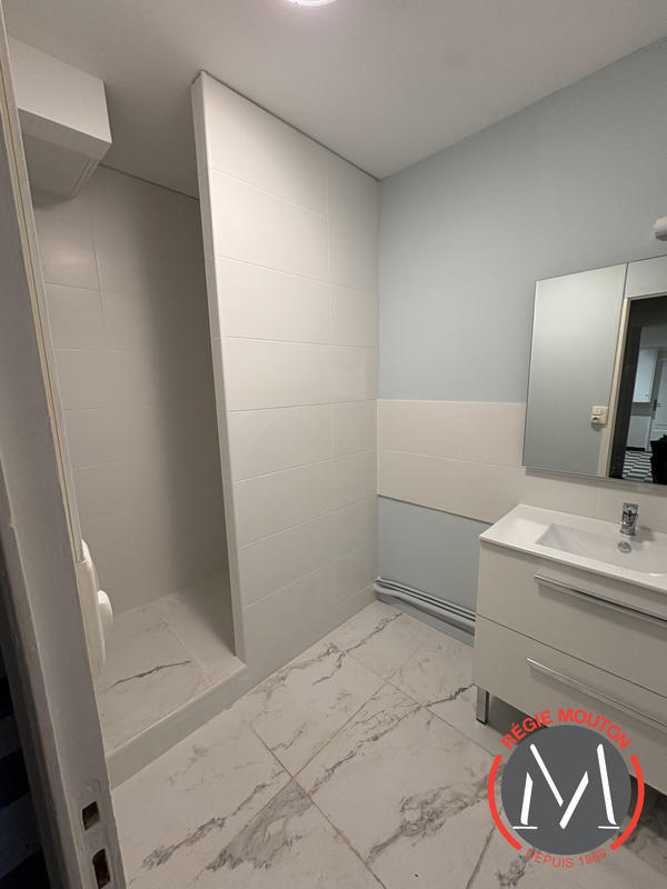 Appartement - 151 m² - 5 pièces