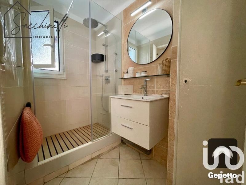 Appartement - 65 m² - 4 pièces