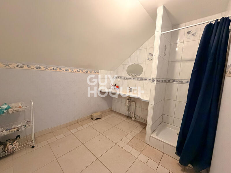 Maison - 193 m² - 7 pièces