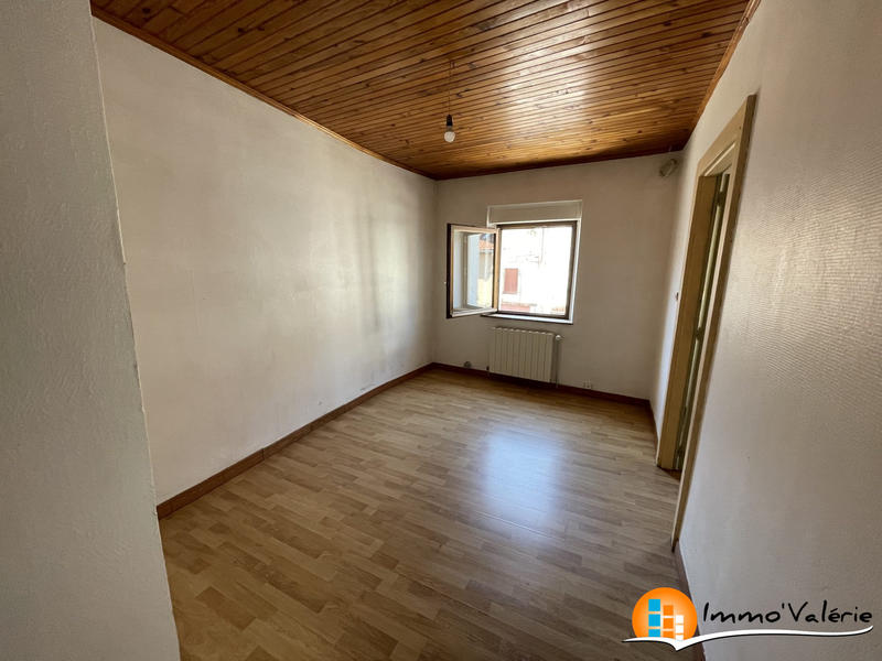 Maison - 96 m² - 5 pièces