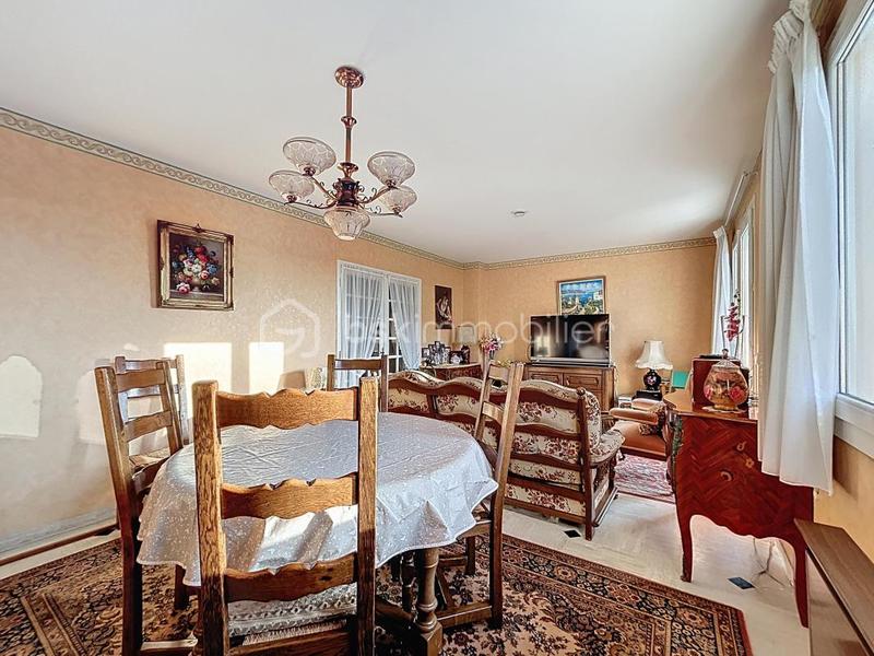 Pavillon - 90 m² - 4 pièces