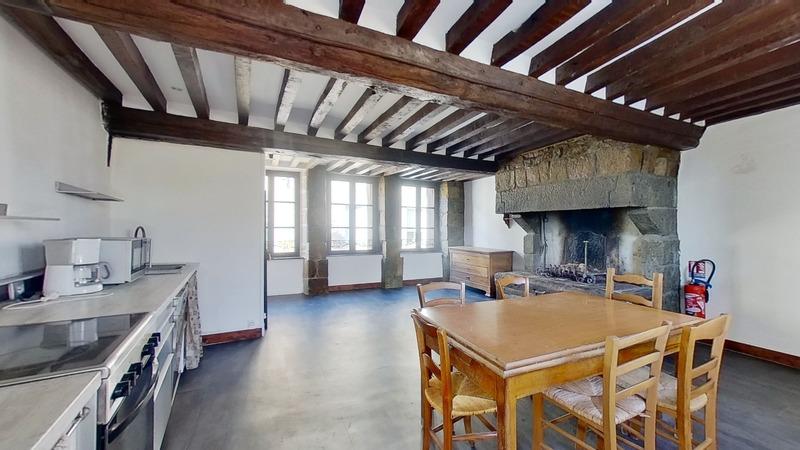 Local commercial - 257 m² - 8 pièces