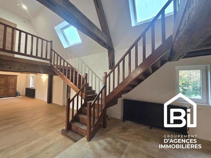 Maison - 187 m² - 6 pièces