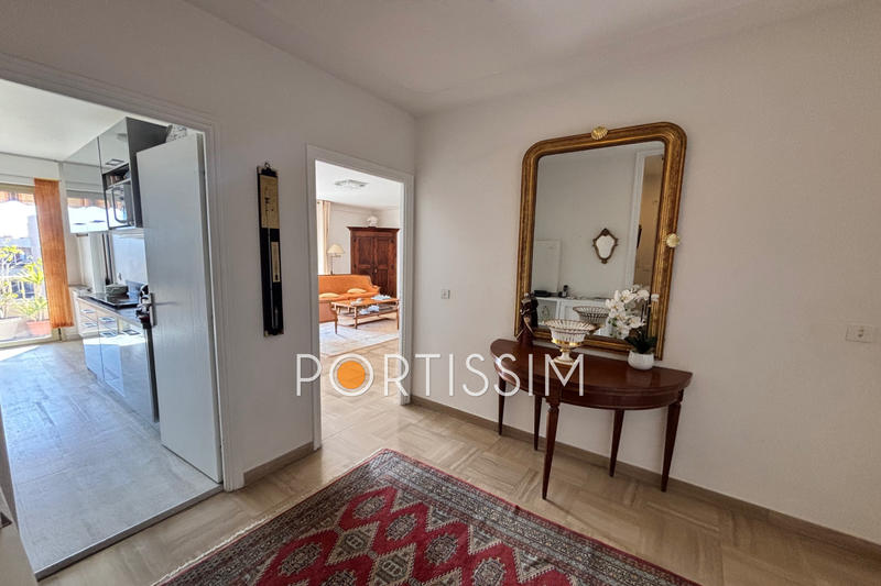 Appartement - 92 m² - 3 pièces