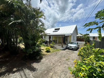 Villa - 100 m² - 4 pièces