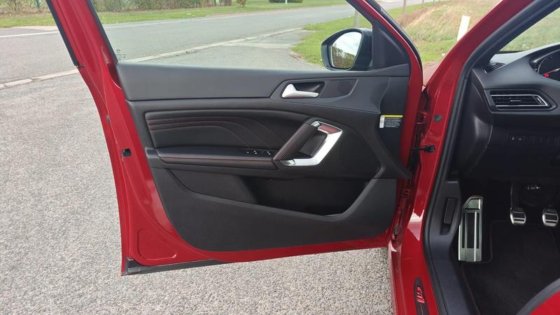 Peugeot 308 II 1.6 Thp 270 Gti