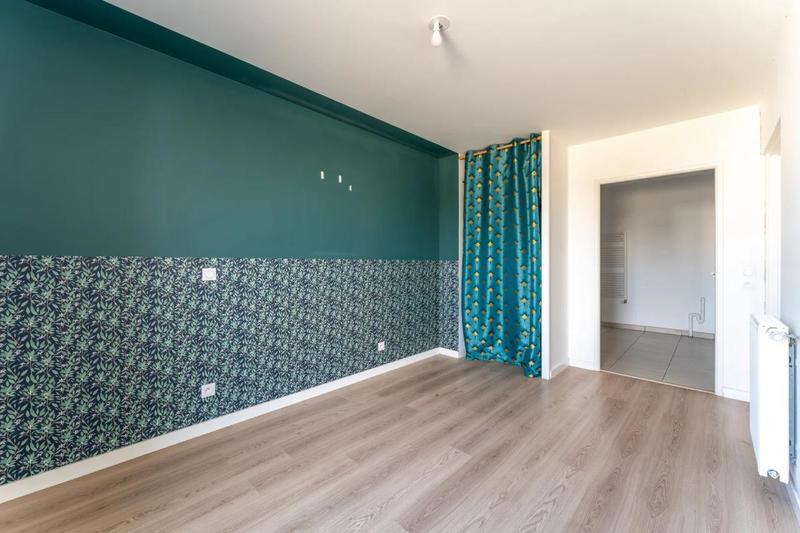 Appartement - 94 m² - 5 pièces