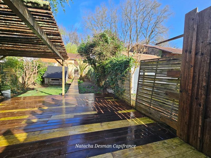 Immeuble - 228 m² - 8 pièces