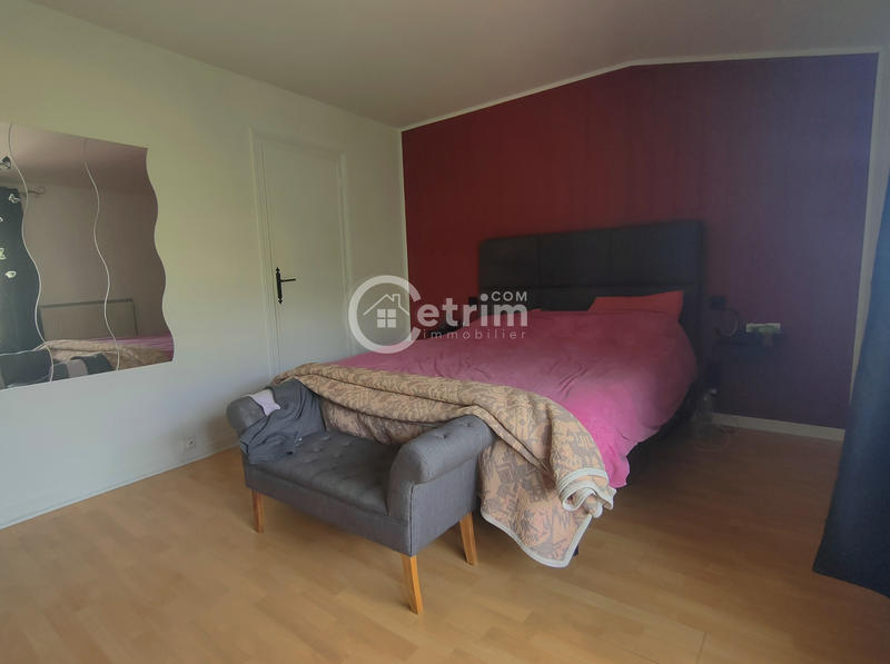 Maison - 201 m² - 7 pièces