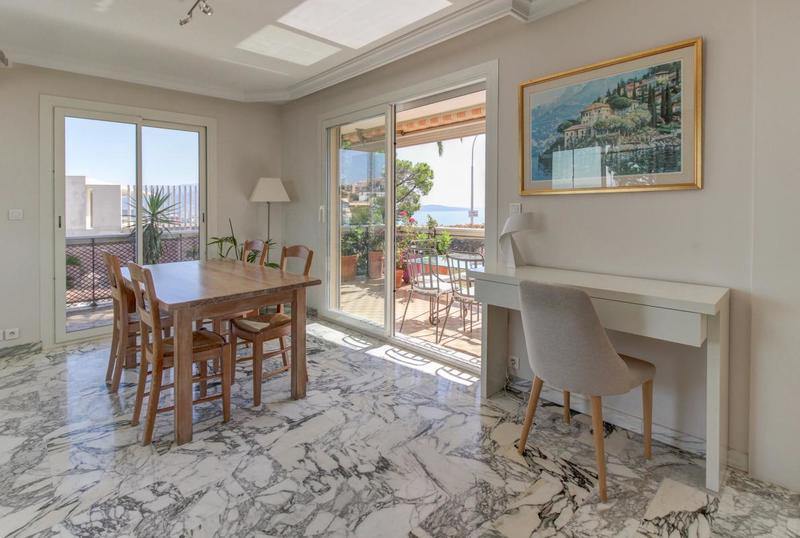 Appartement - 100 m² - 4 pièces