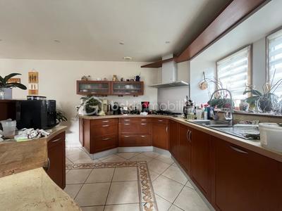 Corps de ferme - 166 m² - 7 pièces