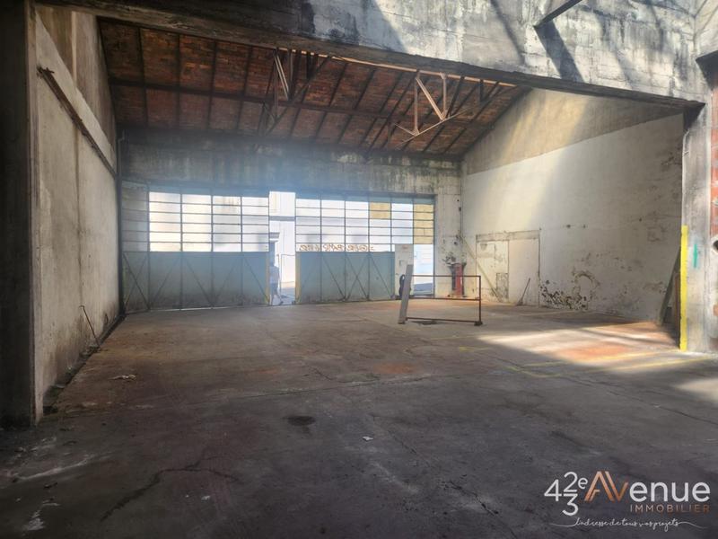 Local d'activités - 398 m²