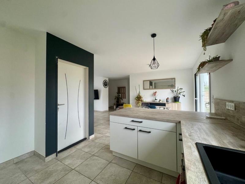 Maison - 83 m² - 4 pièces