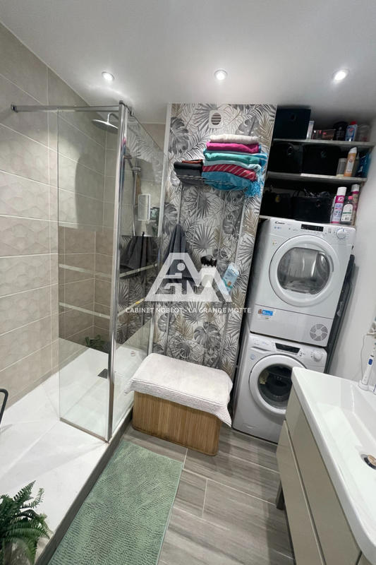 Appartement - 67 m² - 3 pièces