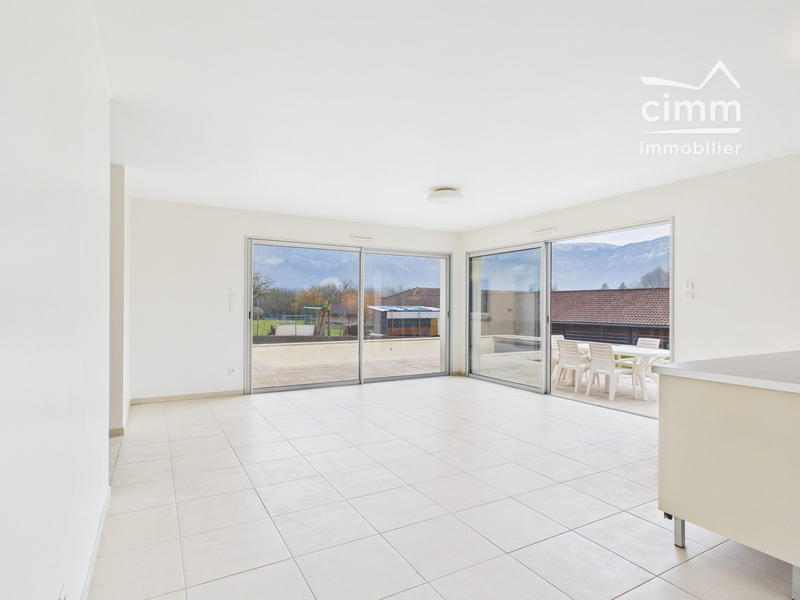 Maison - 127 m² - 5 pièces