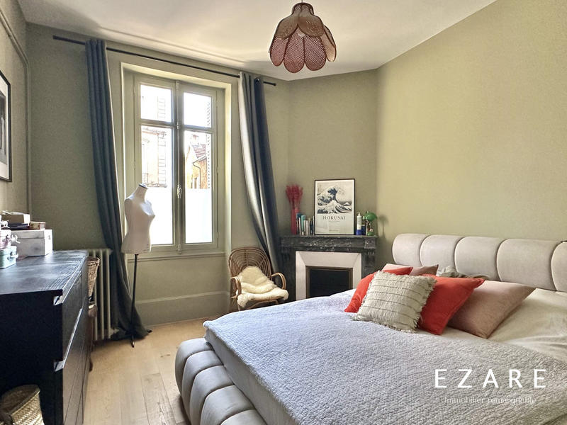 Appartement - 85 m² - 3 pièces