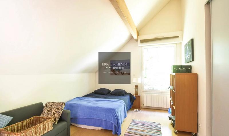 Villa - 265 m² - 8 pièces