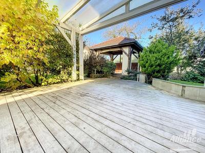 Maison de village - 185 m² - 8 pièces