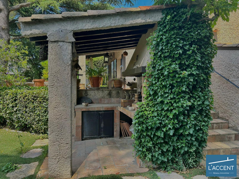 Villa - 230 m² - 7 pièces