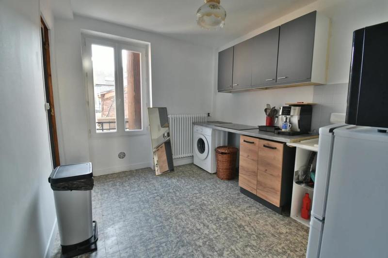 Maison - 189 m² - 9 pièces