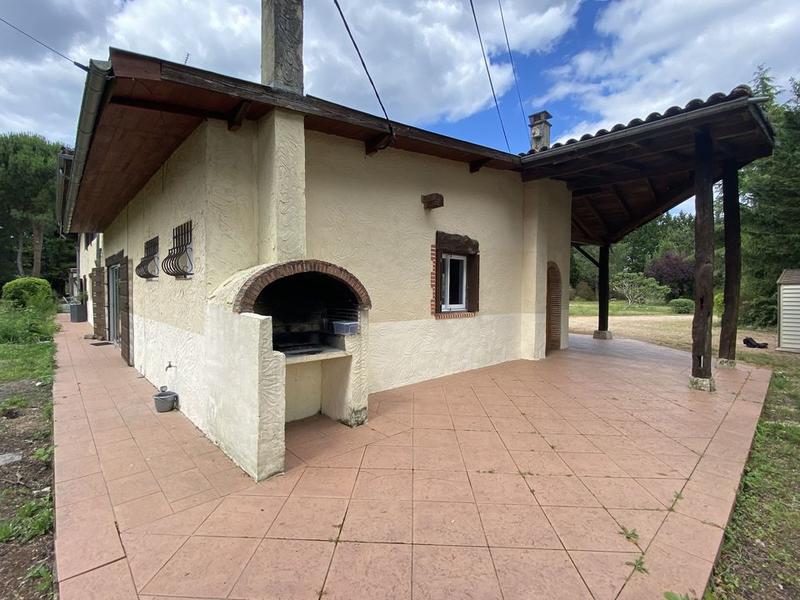 Maison en pierre - 260 m² - 8 pièces