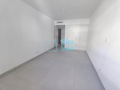 Appartement - 77 m² - 3 pièces