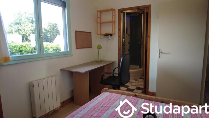 Chambre - 12 m² - 1 pièce