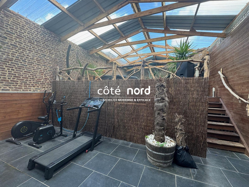 Maison - 270 m² - 5 pièces