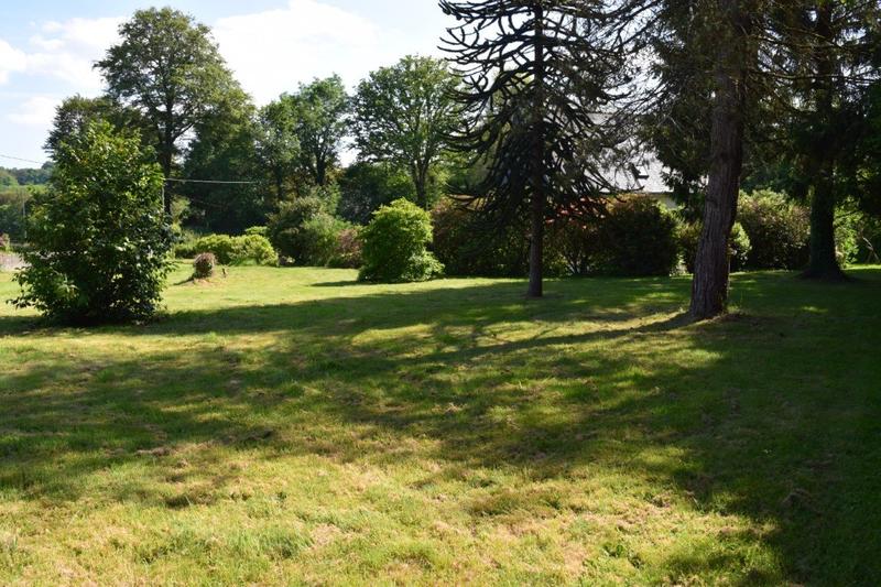 Terrain constructible - 1 000 m²