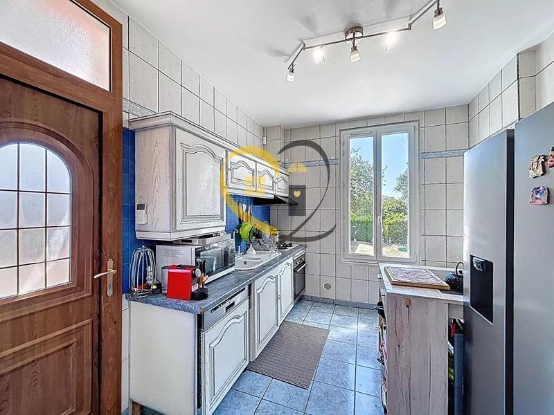 Maison - 104 m² - 6 pièces