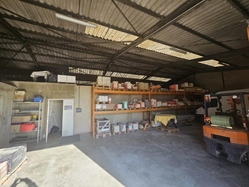 Local commercial - 300 m²