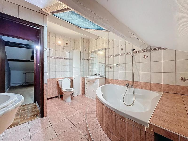 Maison - 155 m² - 6 pièces