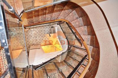 Maison - 425 m² - 14 pièces