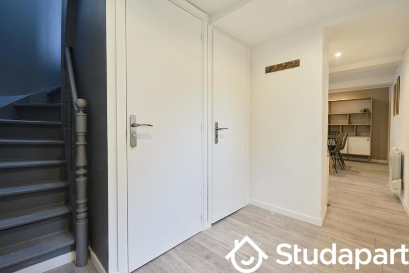 Chambre - 9 m² - 1 pièce